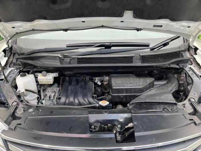Nissan SERENA 2014-11 192454-19