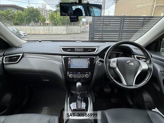 Nissan X-TRAIL 2014-03 381408-1
