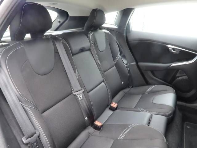 Volvo V40 2013-05 186783-12