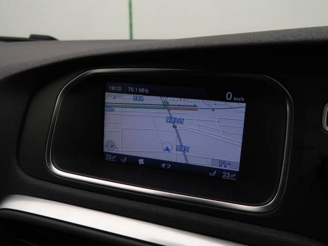 Volvo V40 2013-05 186783-4
