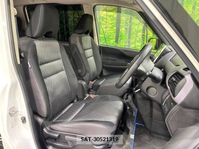 Nissan SERENA 2021-05 210947-7