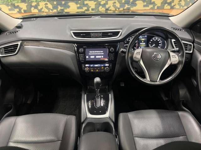 Nissan X-TRAIL 2016-03 184526-1