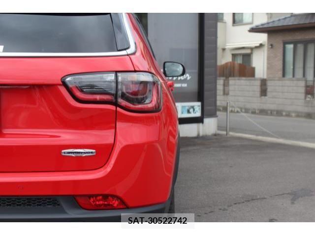 Jeep COMPASS 2018-09 239496-11