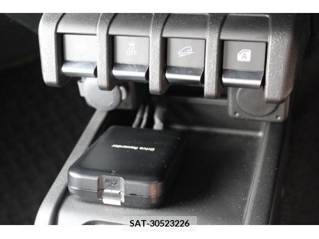 Suzuki JIMNY 2021-11 343823-25