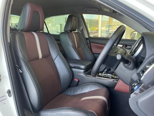 Toyota CROWN SEDAN 2015-12 184683-14
