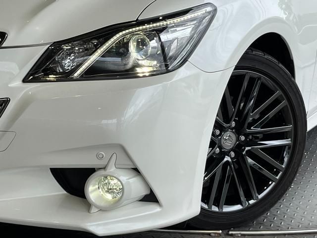 Toyota CROWN SEDAN 2015-12 184683-2