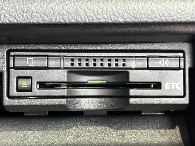 Toyota CROWN SEDAN 2015-12 184683-18