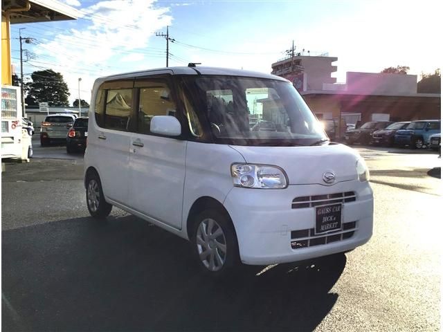 Daihatsu TANTO CUSTOM 2013-09 23649-1
