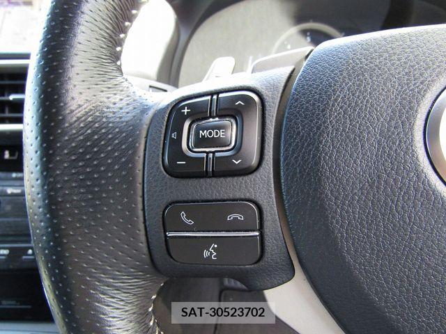 Lexus IS 2017-01 275509-12