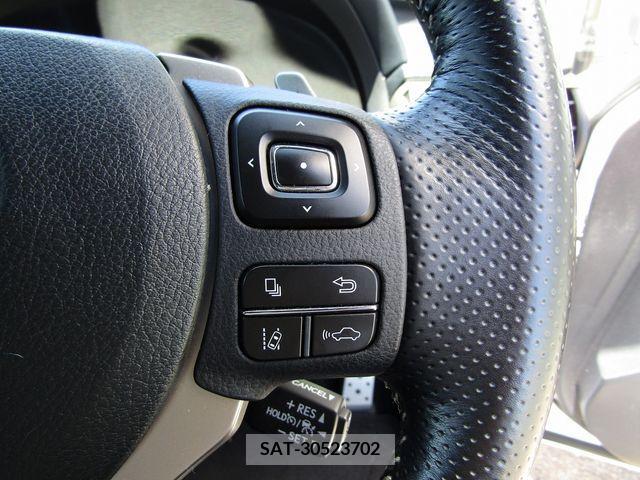 Lexus IS 2017-01 275509-13