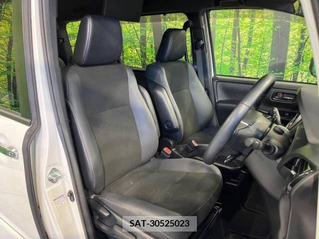 Toyota NOAH 2019-09 392815-8