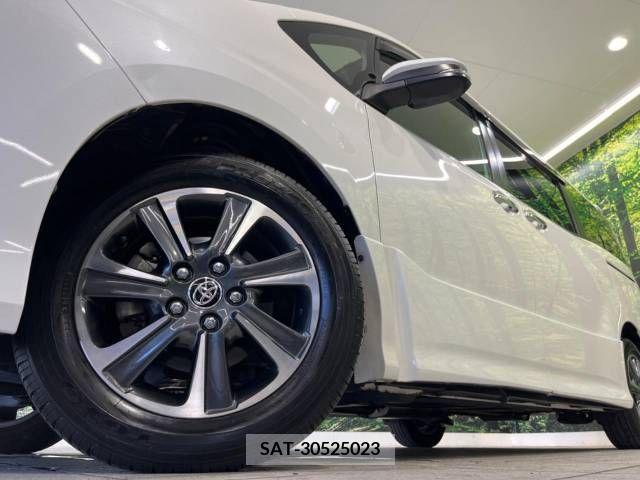 Toyota NOAH 2019-09 392815-13