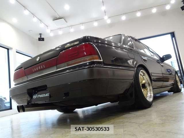 Nissan LAUREL 1991-03 331299-15