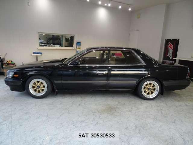 Nissan LAUREL 1991-03 331299-4