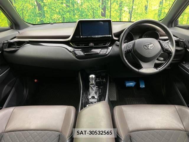 Toyota C-HR 2017-05 295004-1