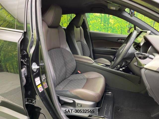 Toyota C-HR 2017-05 295004-8