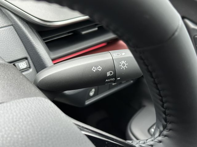 Toyota PRIUS 2023-06 6700-11
