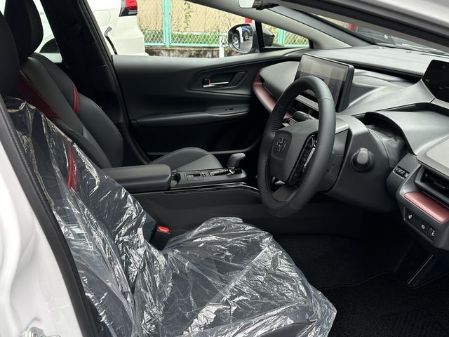 Toyota PRIUS 2023-06 6700-17