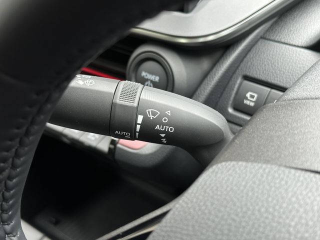 Toyota PRIUS 2023-06 6700-10