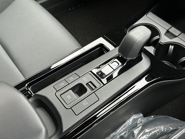 Toyota PRIUS 2023-06 6700-14