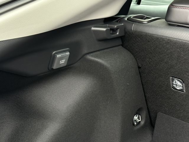 Toyota PRIUS 2023-06 6700-20