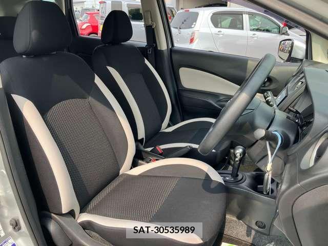 Nissan NOTE 2017-03 346814-19