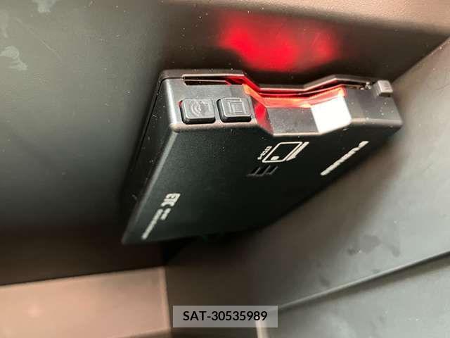 Nissan NOTE 2017-03 346814-15