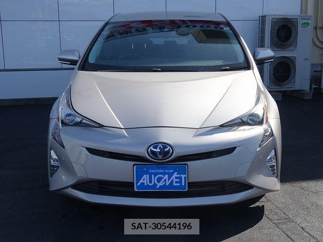 Toyota PRIUS 2017-07 209955-1