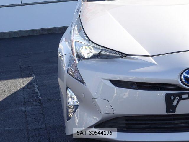 Toyota PRIUS 2017-07 209955-10