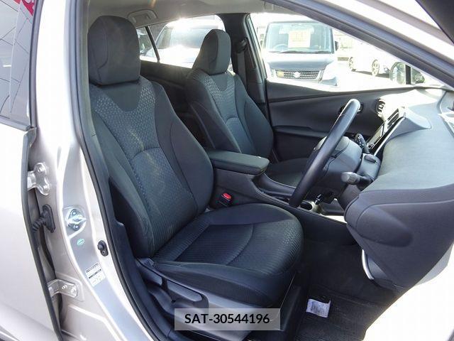 Toyota PRIUS 2017-07 209955-12