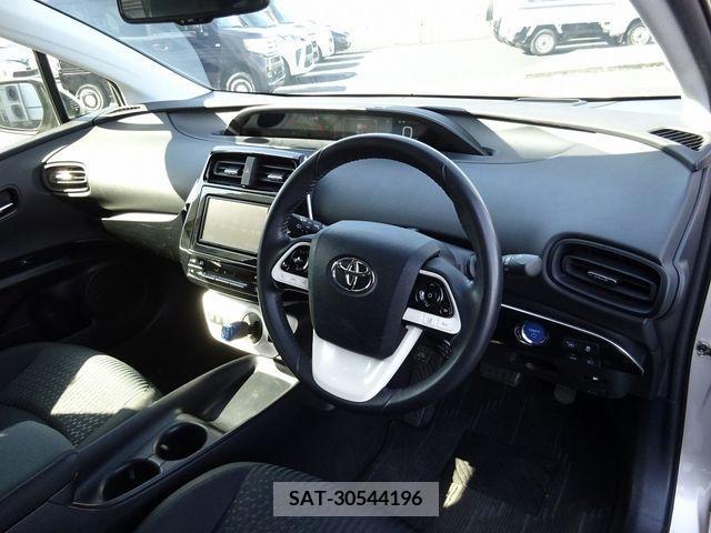 Toyota PRIUS 2017-07 209955-13