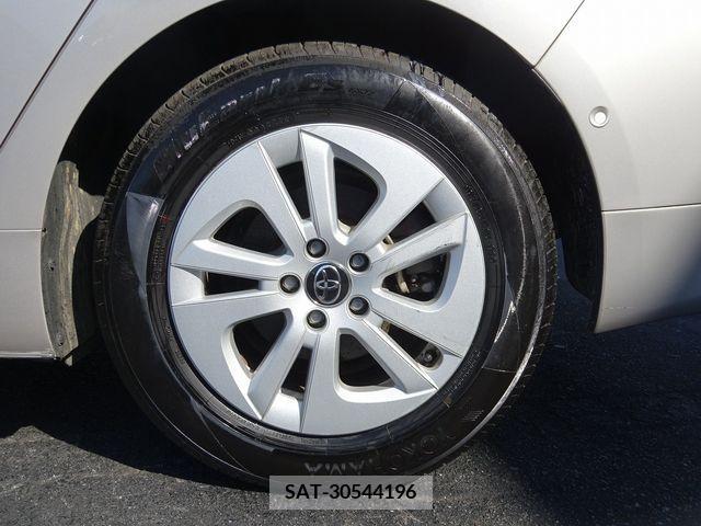 Toyota PRIUS 2017-07 209955-6