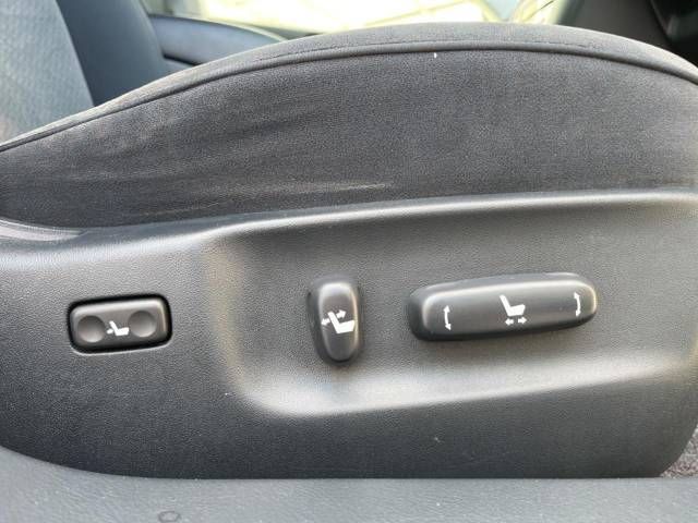 Toyota CROWN SEDAN 2006-06 196756-4