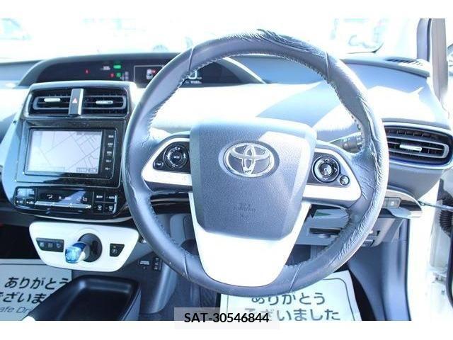 Toyota PRIUS 2016-07 298207-15
