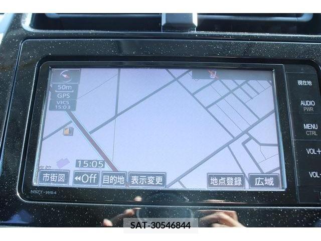 Toyota PRIUS 2016-07 298207-1