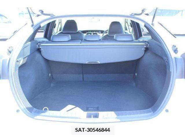 Toyota PRIUS 2016-07 298207-17
