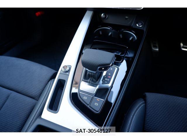 Audi A4 2023-09 292658-16
