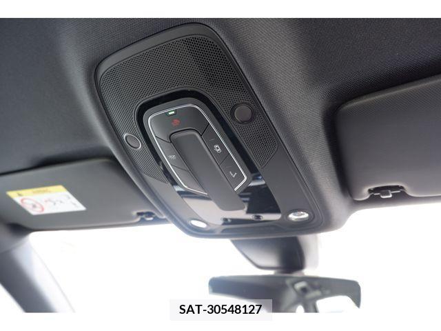 Audi A4 2023-09 292658-17