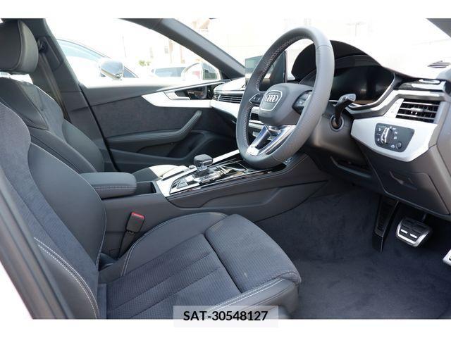 Audi A4 2023-09 292658-18