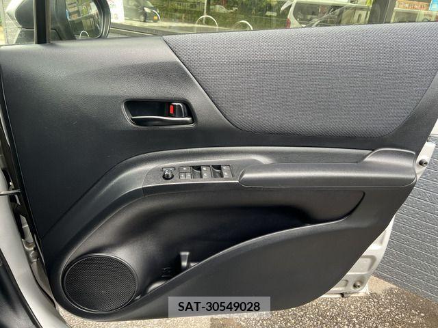 Toyota SIENTA 2015-10 298374-16