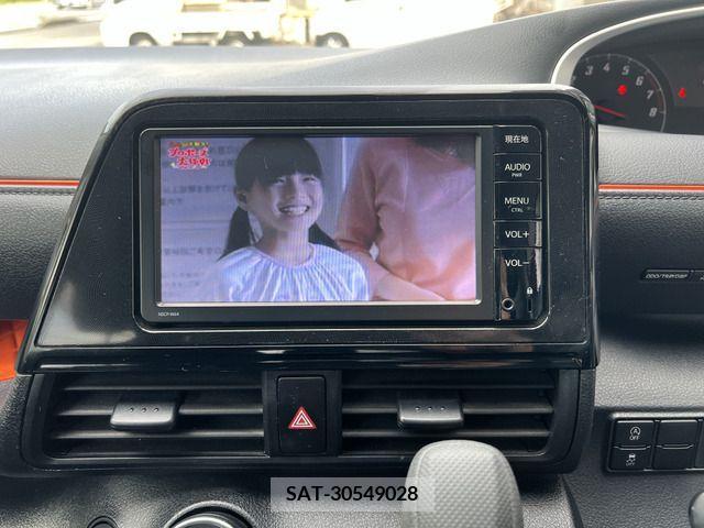 Toyota SIENTA 2015-10 298374-7