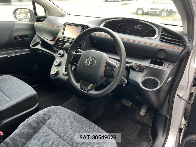 Toyota SIENTA 2015-10 298374-3