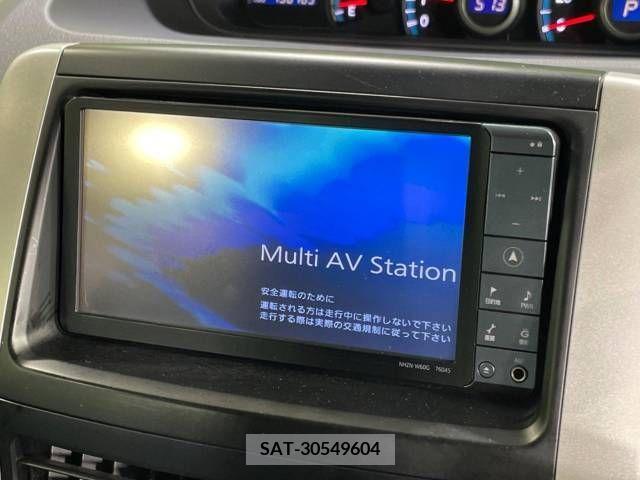 Toyota VOXY 2010-08 370323-2