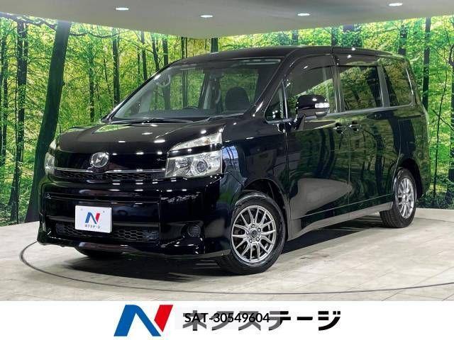 Toyota VOXY 2010-08 370323-0