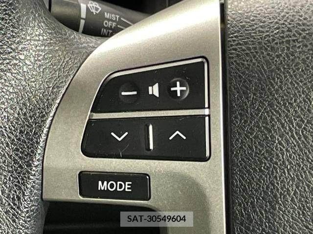 Toyota VOXY 2010-08 370323-6