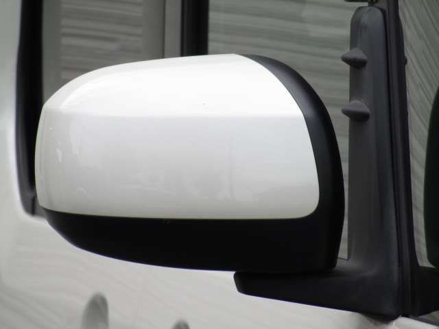 Toyota Pixis Mega 2016-01 7852-17
