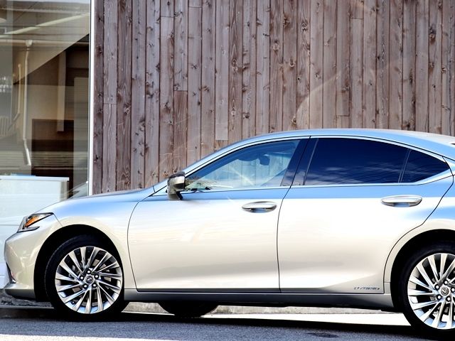 Lexus ES 2018-12 653-6