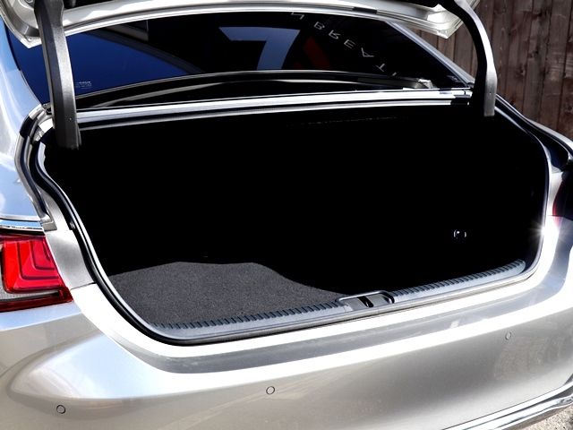 Lexus ES 2018-12 653-28
