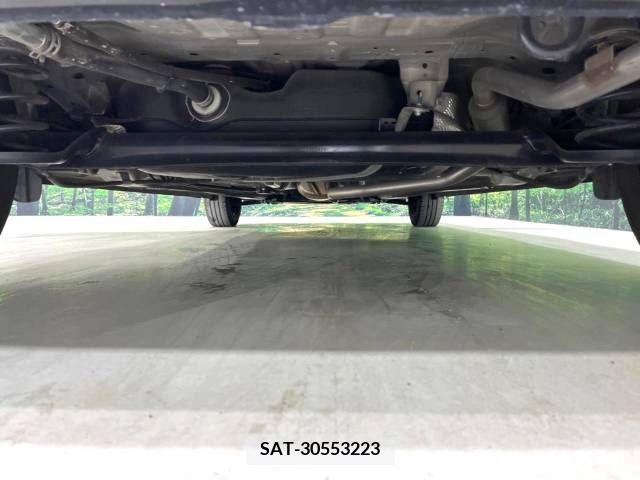 Suzuki SPACIA 2019-07 352330-19