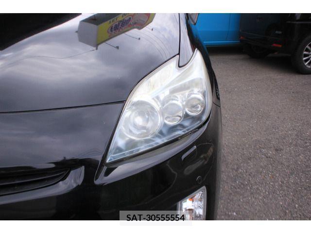 Toyota PRIUS 2011-10 242704-8